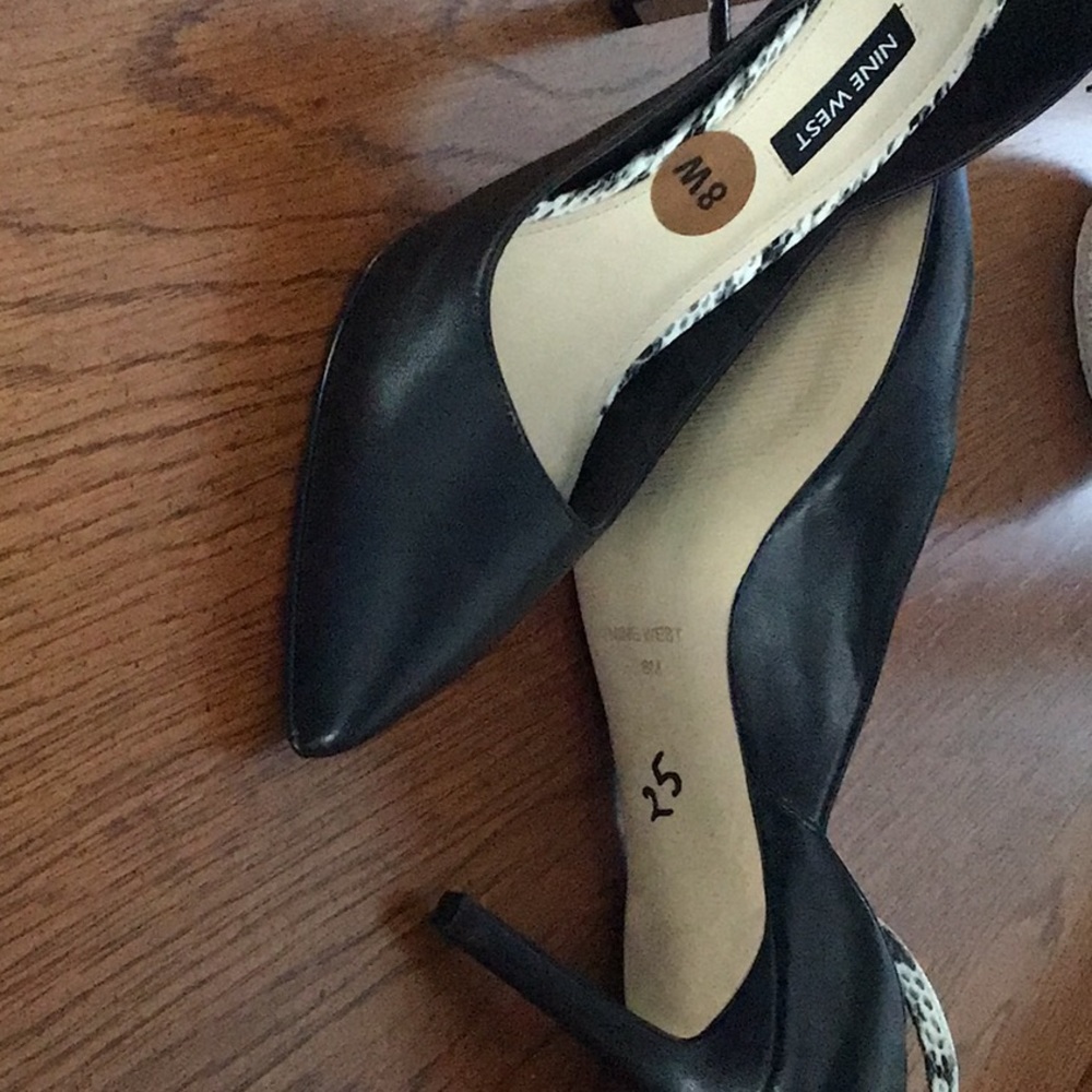 Nine West heels with black and white print strap. Size 8W